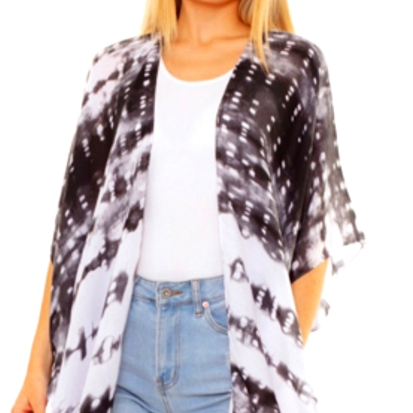 SALE!! Kimono or Cover up - Picture 1 of 2